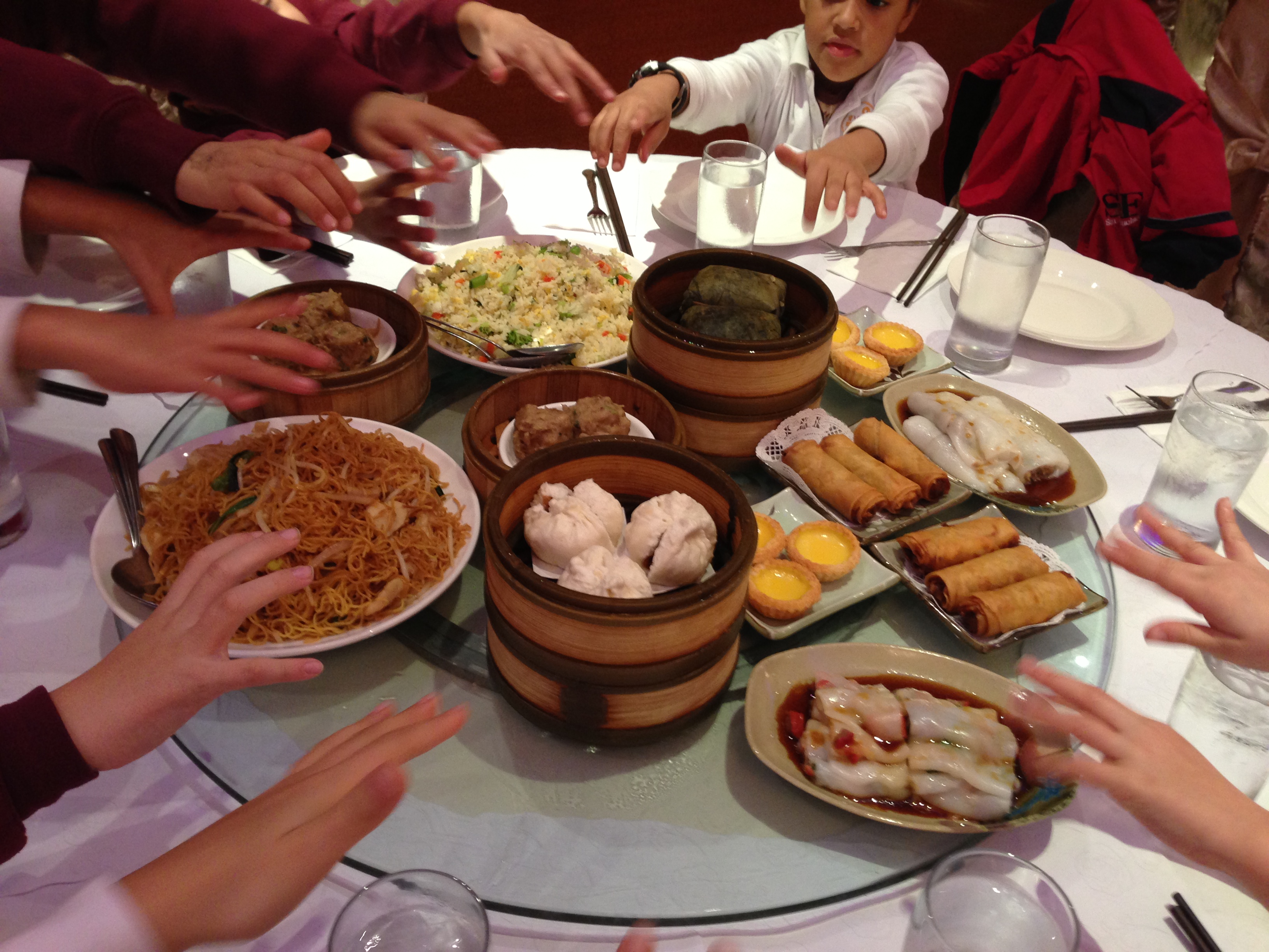 Tradition dish. Chinese Table food. Table manners. Chinese Table manners. Table manners in China.